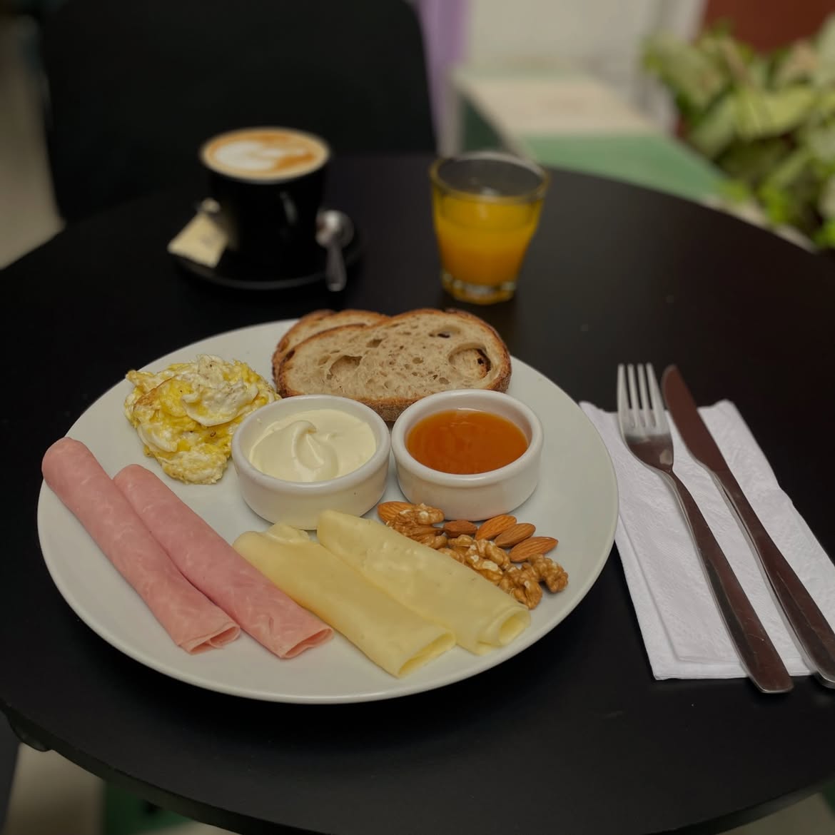 Desayuno o merienda en AFORO